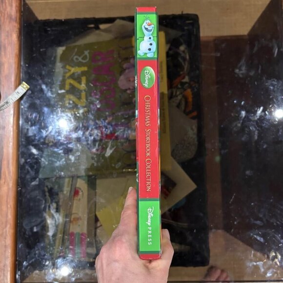 Disney Christmas Storybook Collection - Picture 8 of 8